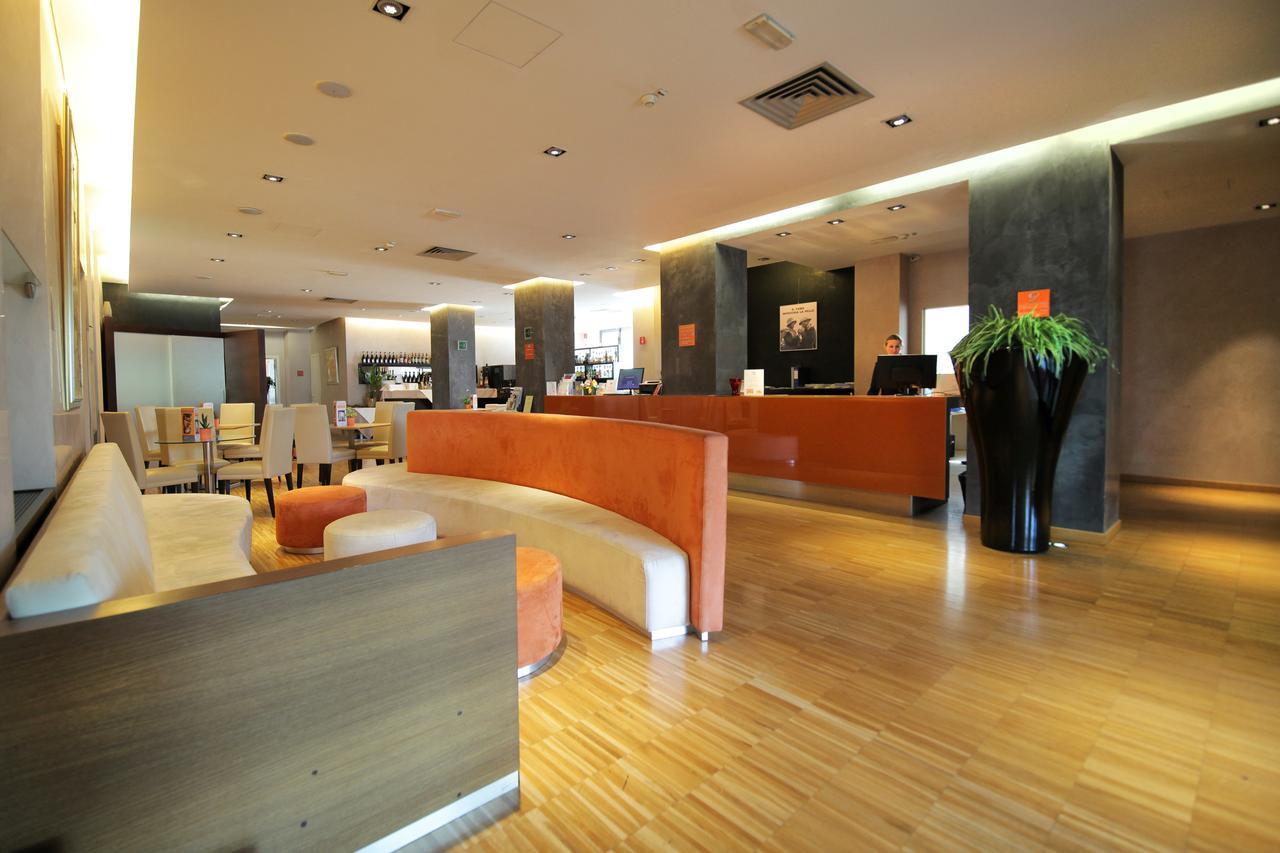 Hotel Major Ronchi Dei Legionari Bagian luar foto